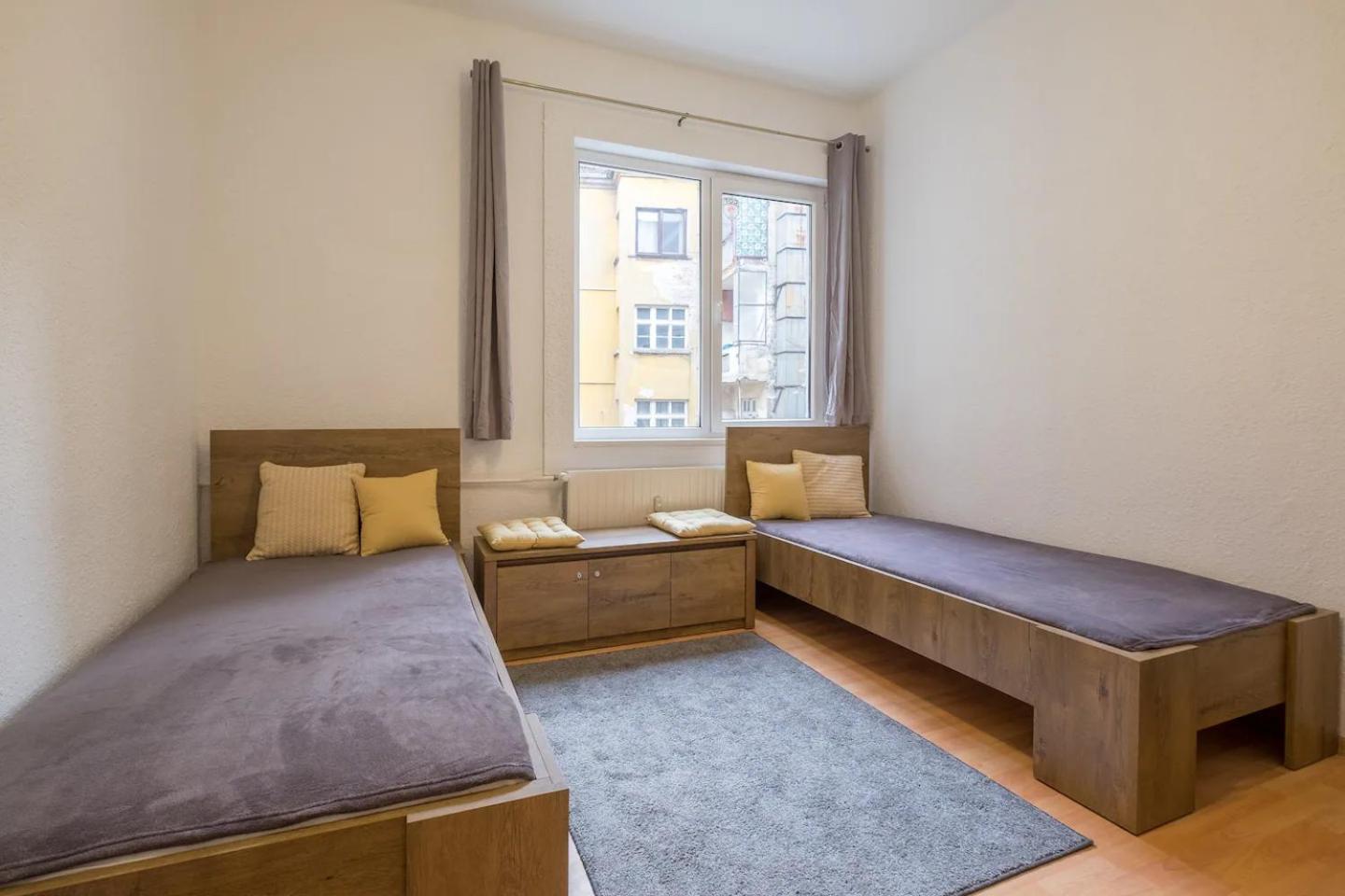 Stay And Play - Foosball And Comfort Sofia Exterior foto